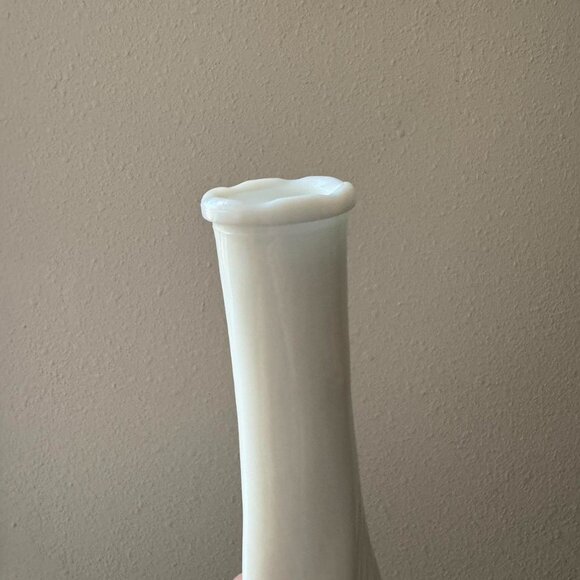 Milk Glass Bud Vase with Twisted Swirl Pattern - Picture 5 of 6